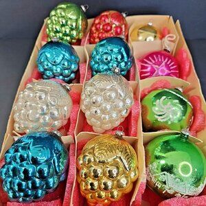 Japan Berry And Round 12pcs Christmas Ornament Baubles Rare Gorgeous!